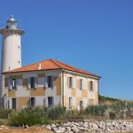 Amazing With Private Garden In Lägenhet Bibione