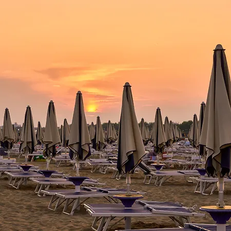 Amazing With Private Garden In Appartamento Bibione